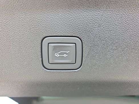 New 2026 GMC Yukon Denali w/ Sun & Power Step Package image 14