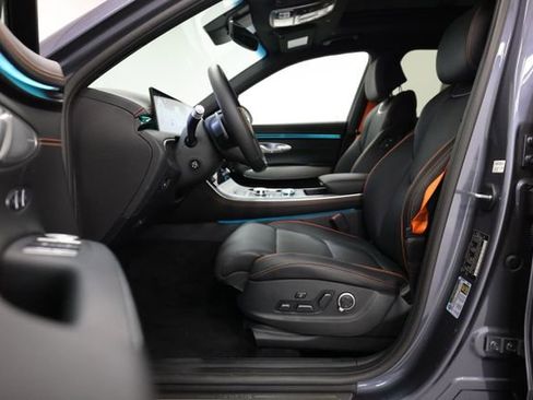 New 2026 Genesis GV70 2.5T Sport Prestige AWD/4WD image 17