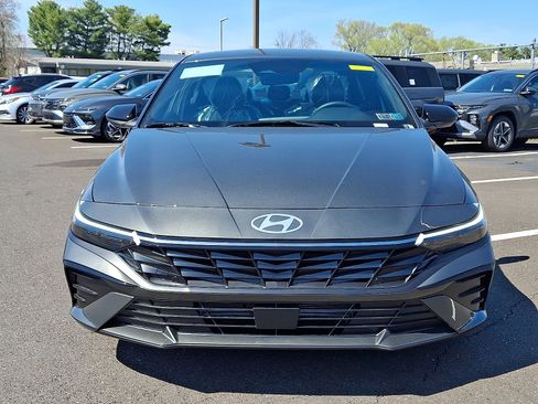 New 2026 Hyundai Elantra SEL Sport Premium FWD image 2
