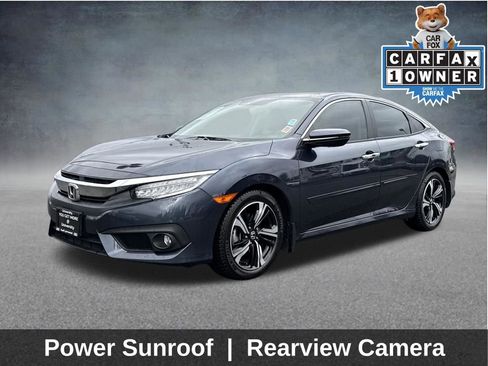 Used 2017 Honda Civic Touring image 3