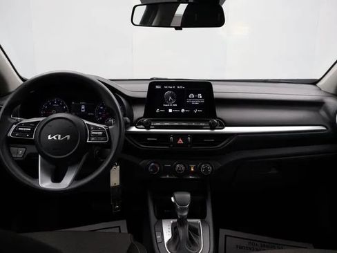 Used 2024 Kia Forte LXS FWD image 18