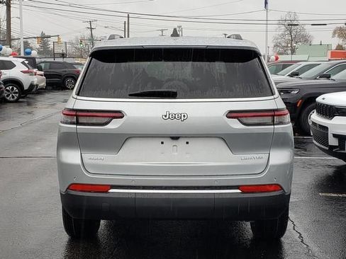 New 2025 Jeep Grand Cherokee L Limited image 4