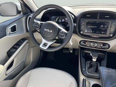 New 2025 Kia Soul LX image 13