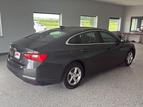 Used 2018 Chevrolet Malibu LS FWD image 4