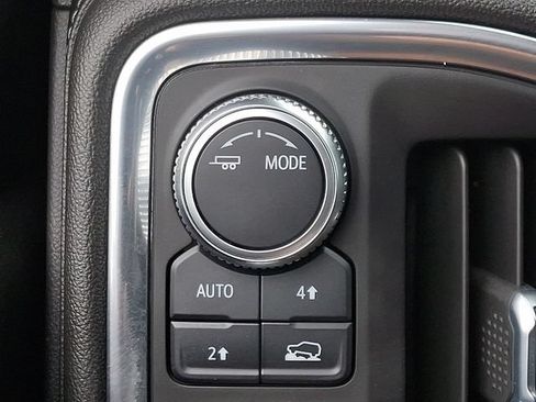 Used 2022 GMC Sierra 1500 SLE AWD/4WD image 24
