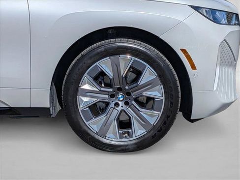 Used 2026 BMW iX xDrive45 AWD/4WD image 23
