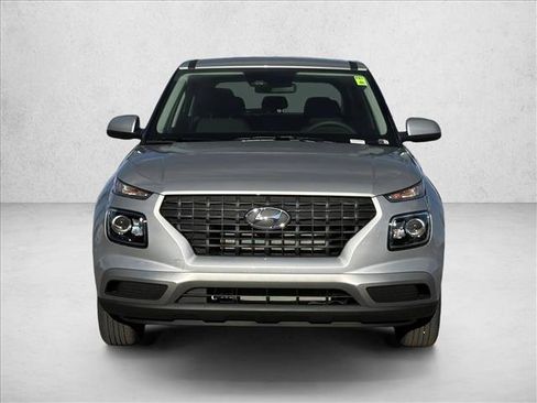 New 2026 Hyundai Venue SE image 5