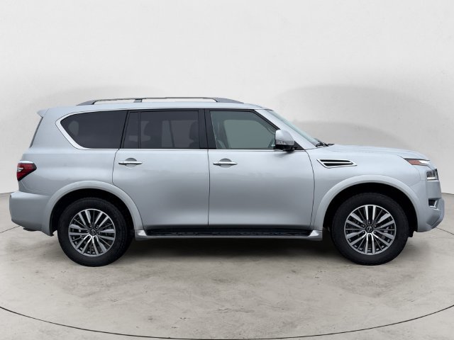 Used 2023 Nissan Armada SL w/ Captain's Chairs Package AWD/4WD image 4