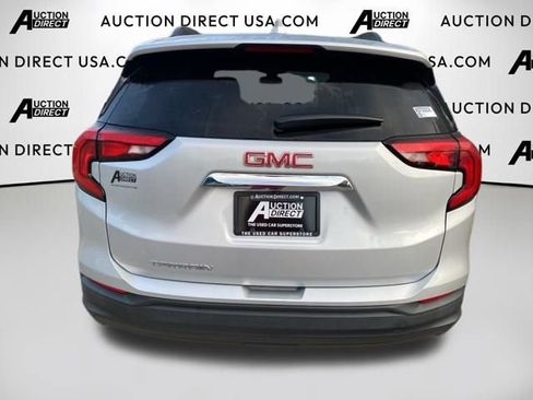 Used 2021 GMC Terrain SLE w/ Driver Convenience Package image 5