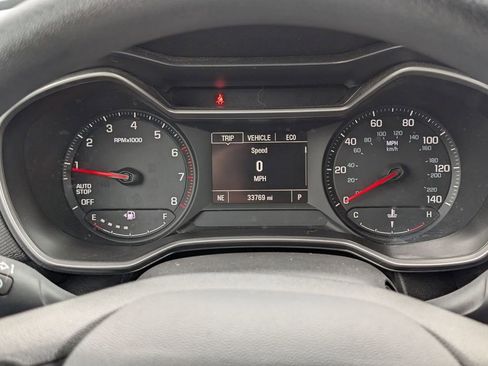 Used 2023 Chevrolet TrailBlazer LS FWD image 12