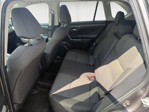 Used 2021 Toyota RAV4 XLE w/ Convenience Package AWD/4WD image 13