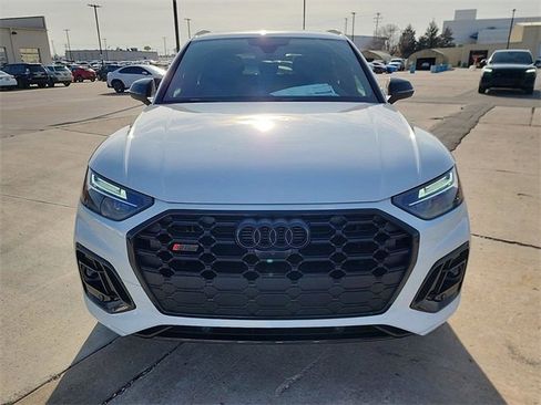 New 2025 Audi SQ5 Premium Plus image 2