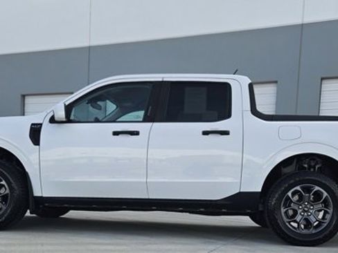 Used 2022 Ford Maverick XLT w/ XLT Luxury Package image 2