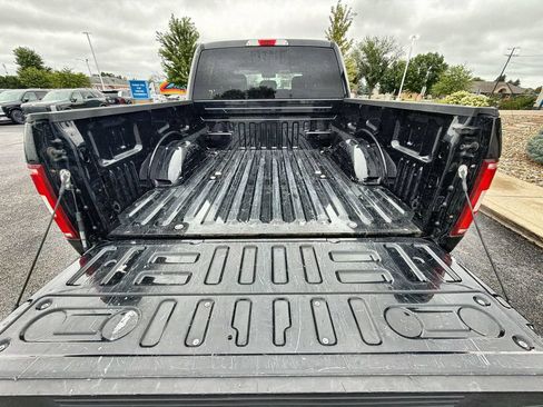 Used 2018 Ford F150 XLT w/ Equipment Group 302A Luxury AWD/4WD image 18
