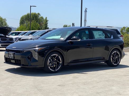 New 2026 Kia K4 GT-Line image 6