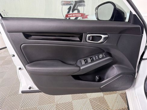 Used 2024 Honda Civic Sport Touring image 12