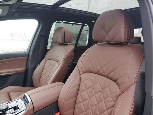 New 2026 BMW X5 xDrive40i w/ Climate Comfort Package AWD/4WD image 7
