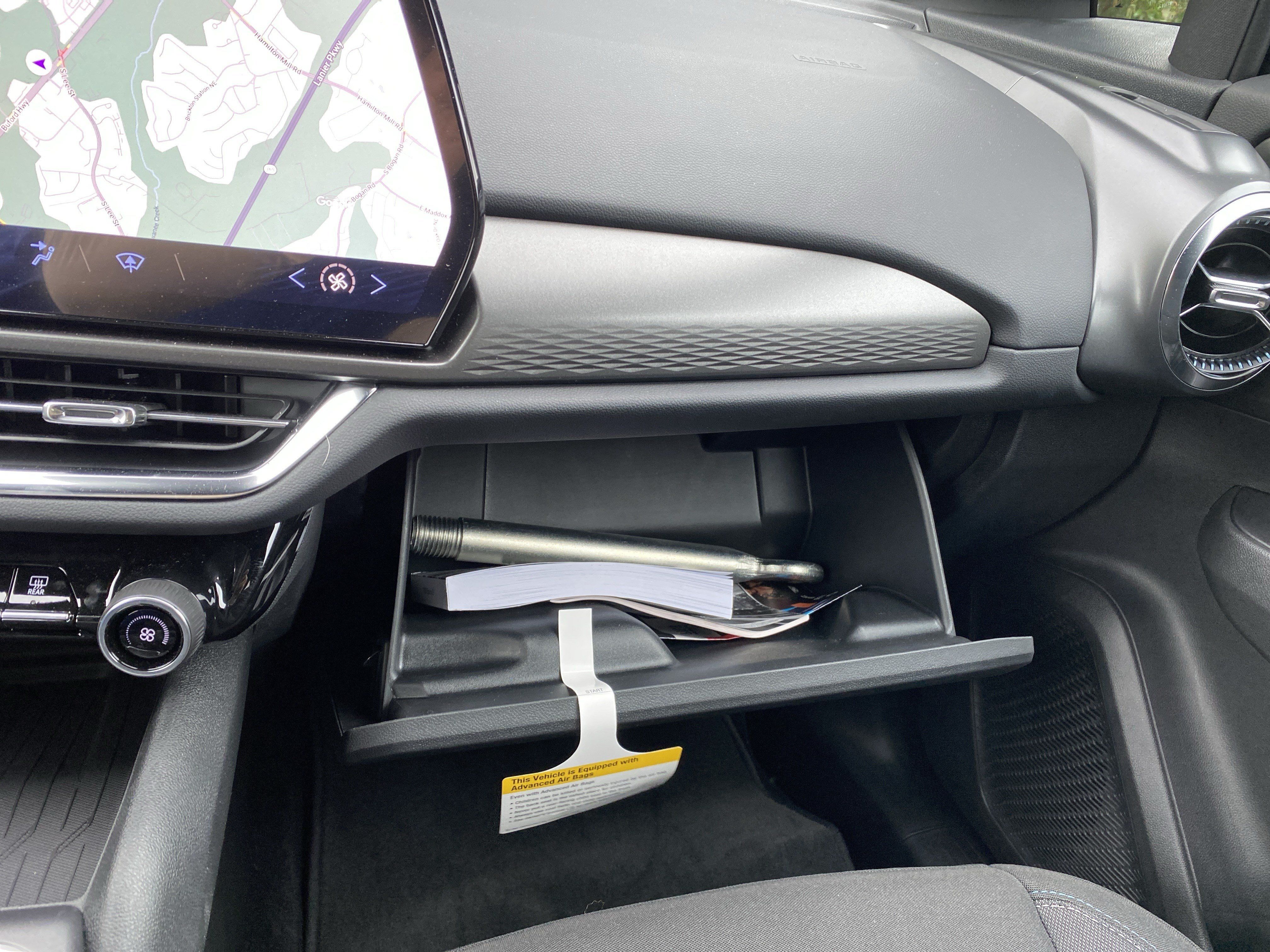 Used 2026 Chevrolet Equinox EV LT FWD image 29