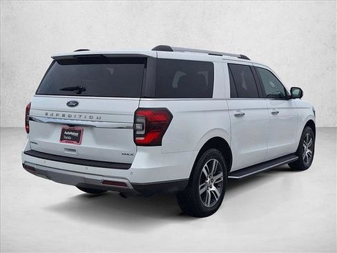 Used 2023 Ford Expedition Max Limited image 5