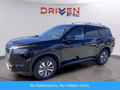 New 2025 Nissan Pathfinder SL