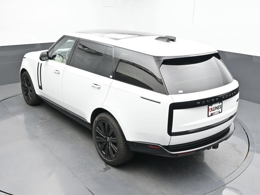Used 2023 Land Rover Range Rover Long Wheelbase SE AWD/4WD image 43