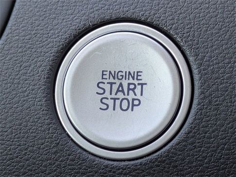 Used 2024 Hyundai Tucson Limited image 36