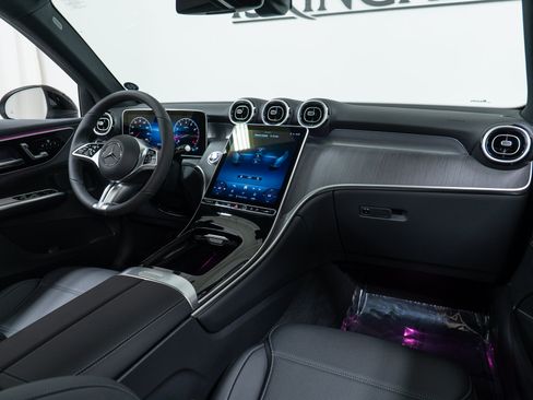 New 2026 Mercedes-Benz GLC 300 4MATIC image 14