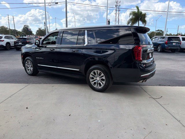 Used 2023 GMC Yukon XL Denali RWD image 6
