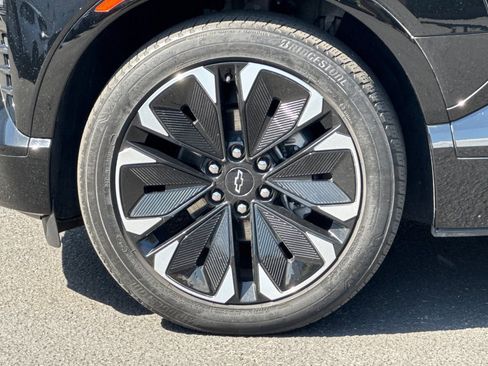 Used 2024 Chevrolet Blazer EV RS image 45