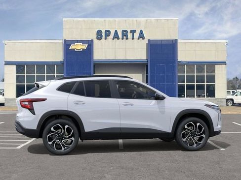 New 2026 Chevrolet Trax RS w/ Driver Confidence Package image 5