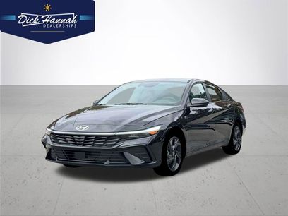 New 2026 Hyundai Elantra SEL Sport Premium