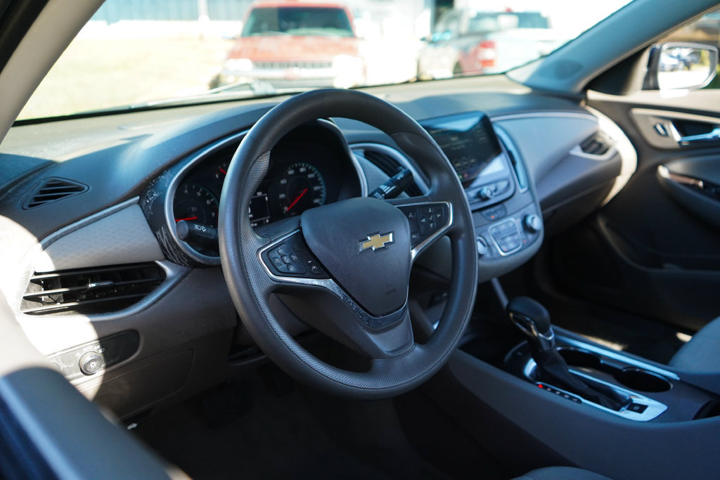 Used 2024 Chevrolet Malibu LT FWD image 6