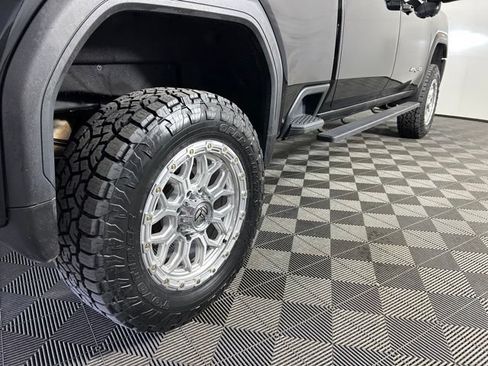 Used 2024 GMC Sierra 3500 AT4 w/ AT4 Preferred Package AWD/4WD image 12