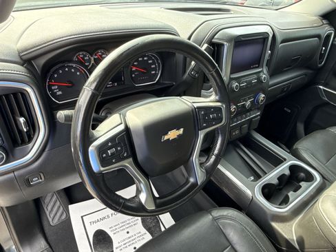 Used 2019 Chevrolet Silverado 1500 LTZ AWD/4WD image 17