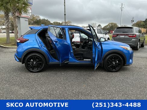 Used 2022 Nissan Kicks SR image 33