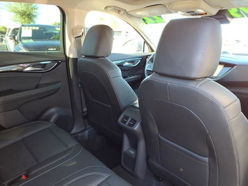 Used 2022 Buick Envision Essence w/ Technology Package I image 13