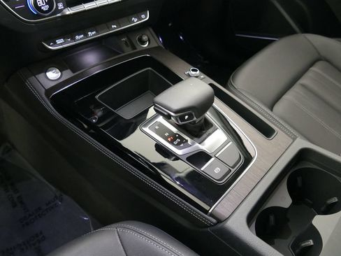 Used 2024 Audi Q5 2.0T Premium Plus AWD/4WD image 22