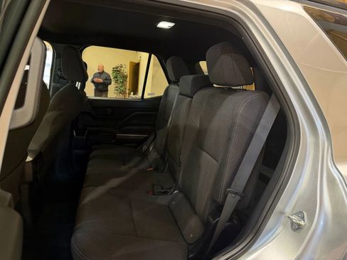 Used 2025 Toyota 4Runner SR5 image 15