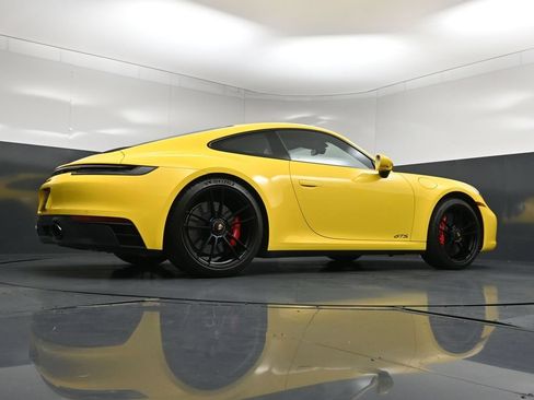 Used 2022 Porsche 911 Carrera GTS w/ Premium Package RWD image 26