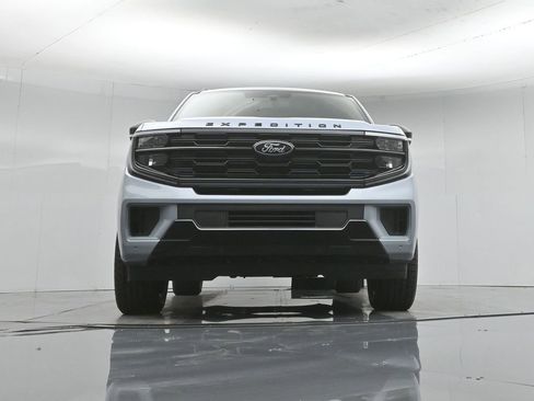 New 2026 Ford Expedition Platinum w/ Stealth Appearance Package AWD/4WD image 48