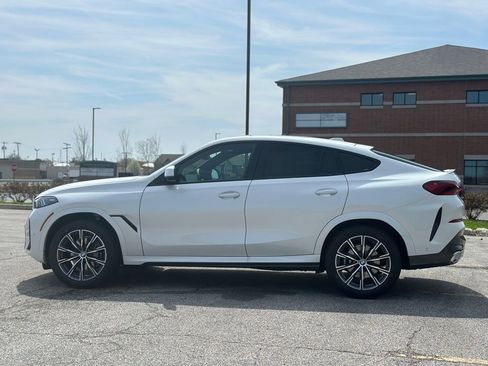 New 2026 BMW X6 xDrive40i w/ Climate Comfort Package AWD/4WD image 4