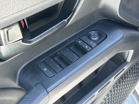 Used 2025 Toyota Tacoma SR5 RWD image 15