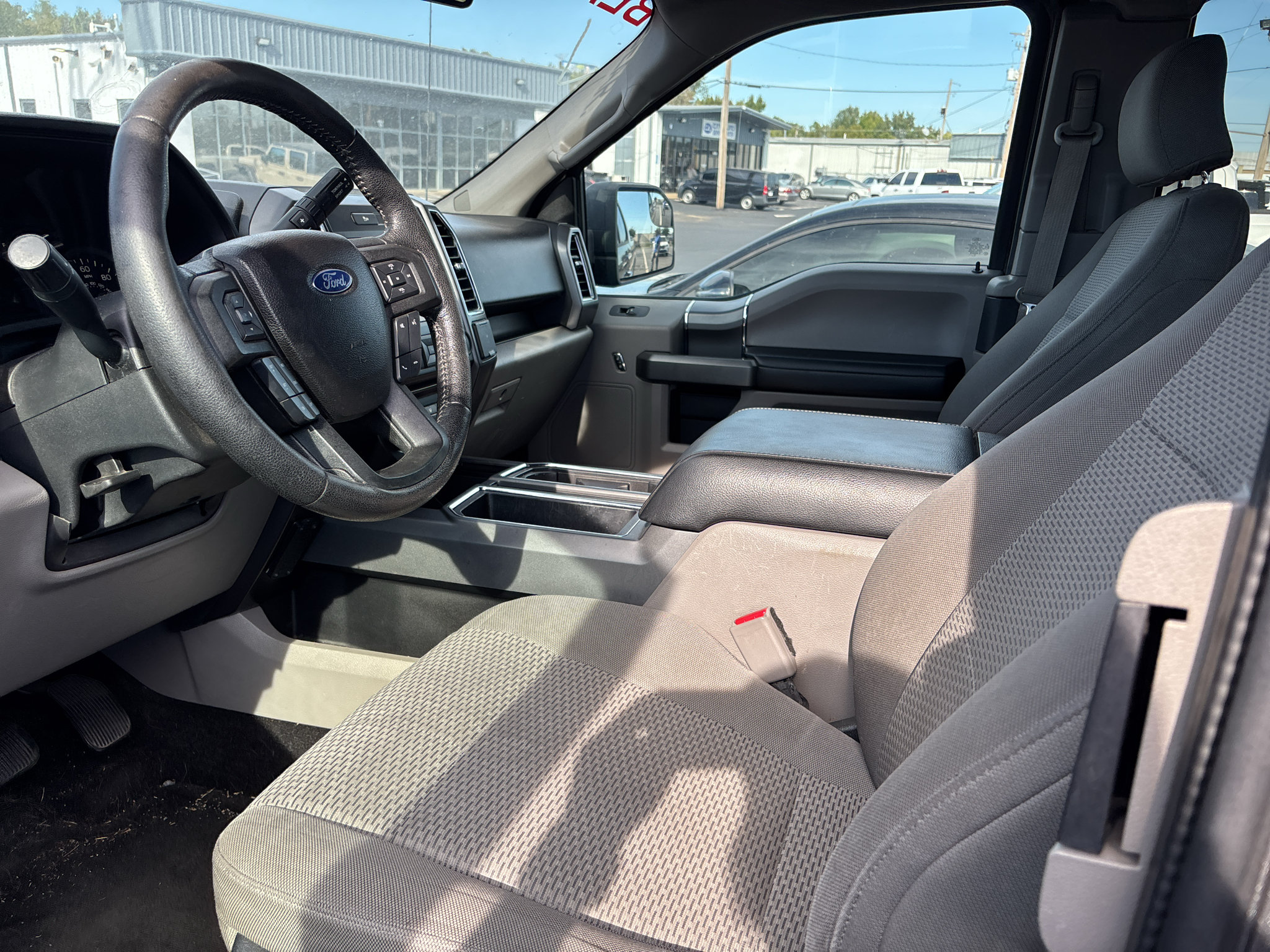 Used 2016 Ford F150 XLT w/ Equipment Group 301A Mid RWD image 19