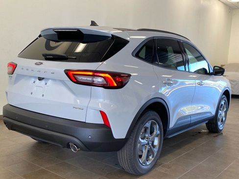 New 2025 Ford Escape ST-Line w/ Tech Pack #1 image 8
