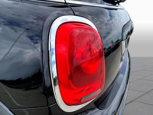 Used 2018 MINI Cooper S FWD image 28