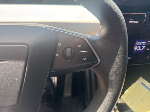 Used 2024 Tesla Cybertruck AWD Crew Cab image 15