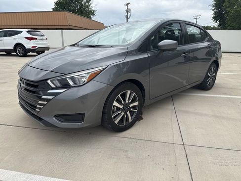 Used 2024 Nissan Versa SV FWD image 1