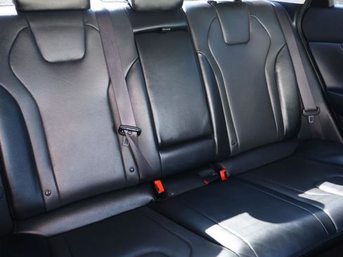 Used 2023 Hyundai Elantra Limited w/ Cargo Package FWD image 19