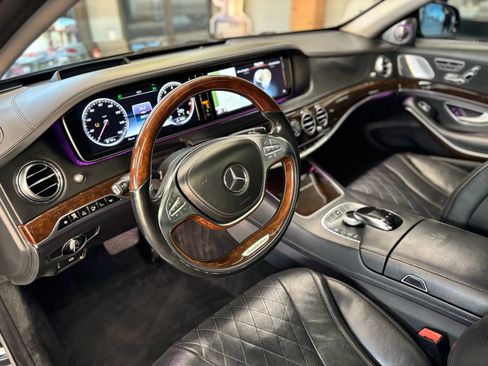 Used 2016 Mercedes-Benz Maybach S 600 image 18