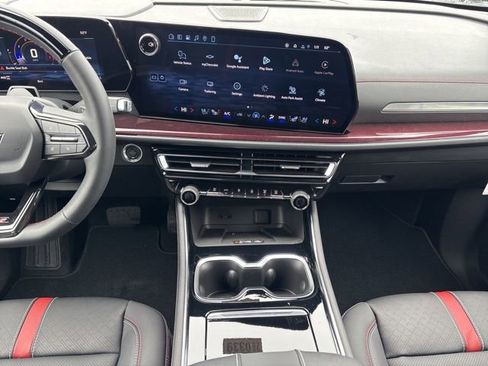New 2026 Chevrolet Traverse RS AWD/4WD image 11